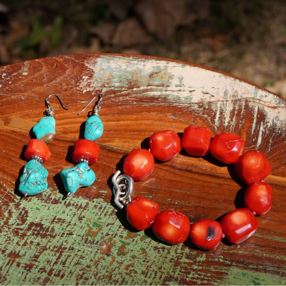 Red Coral / Turquoise Bracelet and Earring Set - Picture 5 of 16